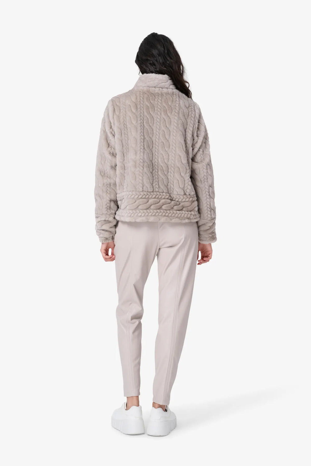 Fake-Fur-Jacke mit Razur-Effekt
