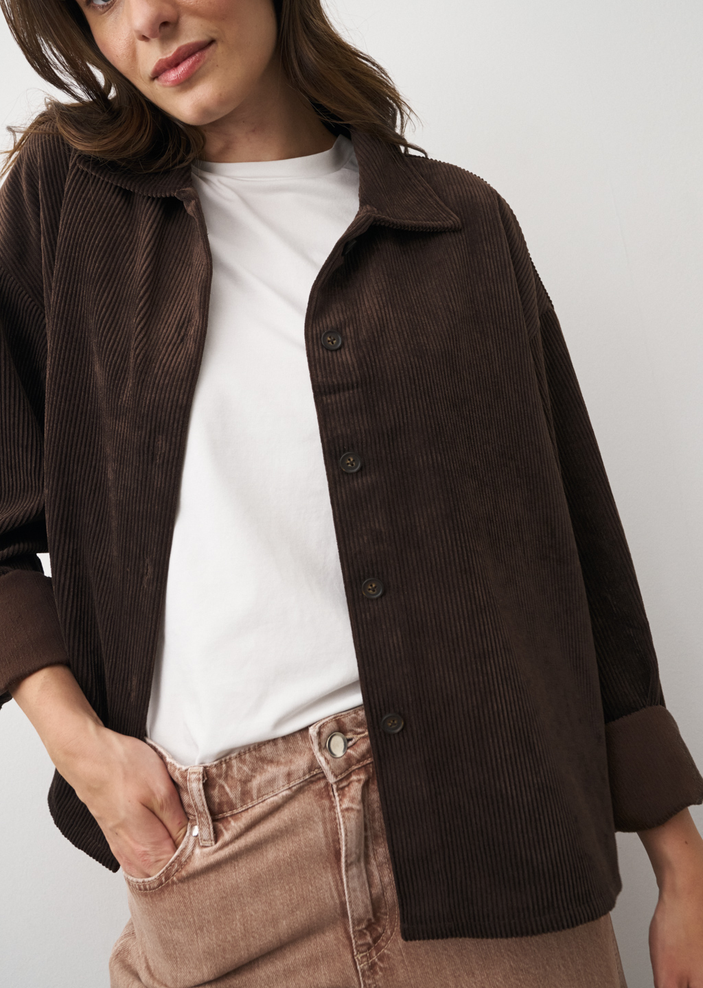 0039 Italy - Cordbluse Dora, mehrere Farben