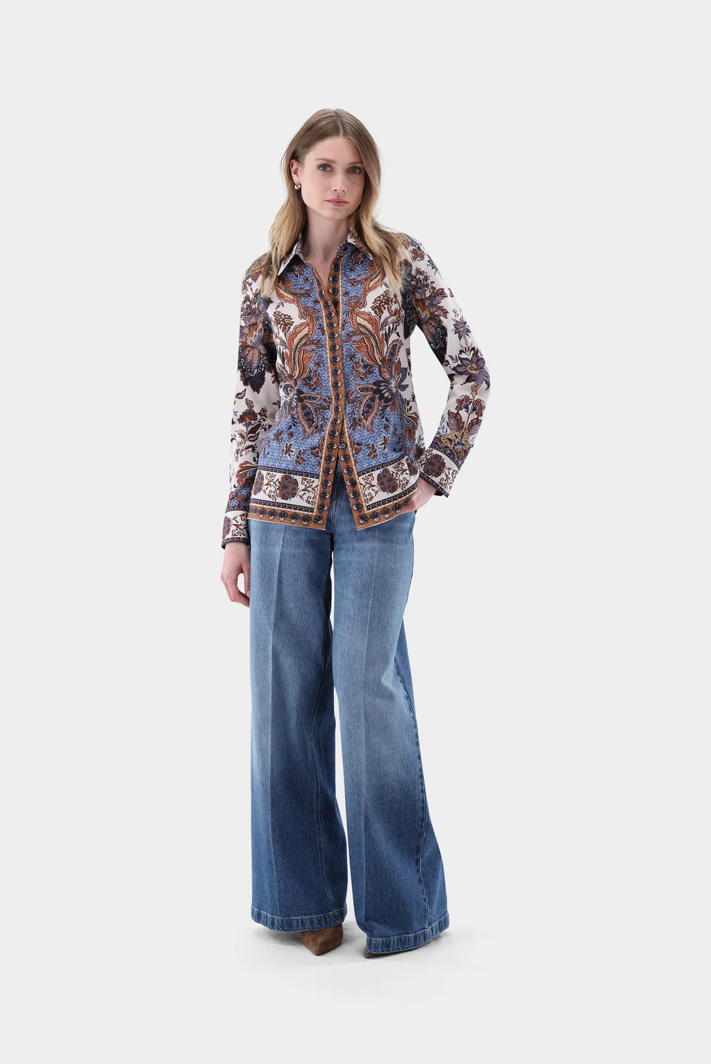 Hemdbluse mit platziertem Boho-Print