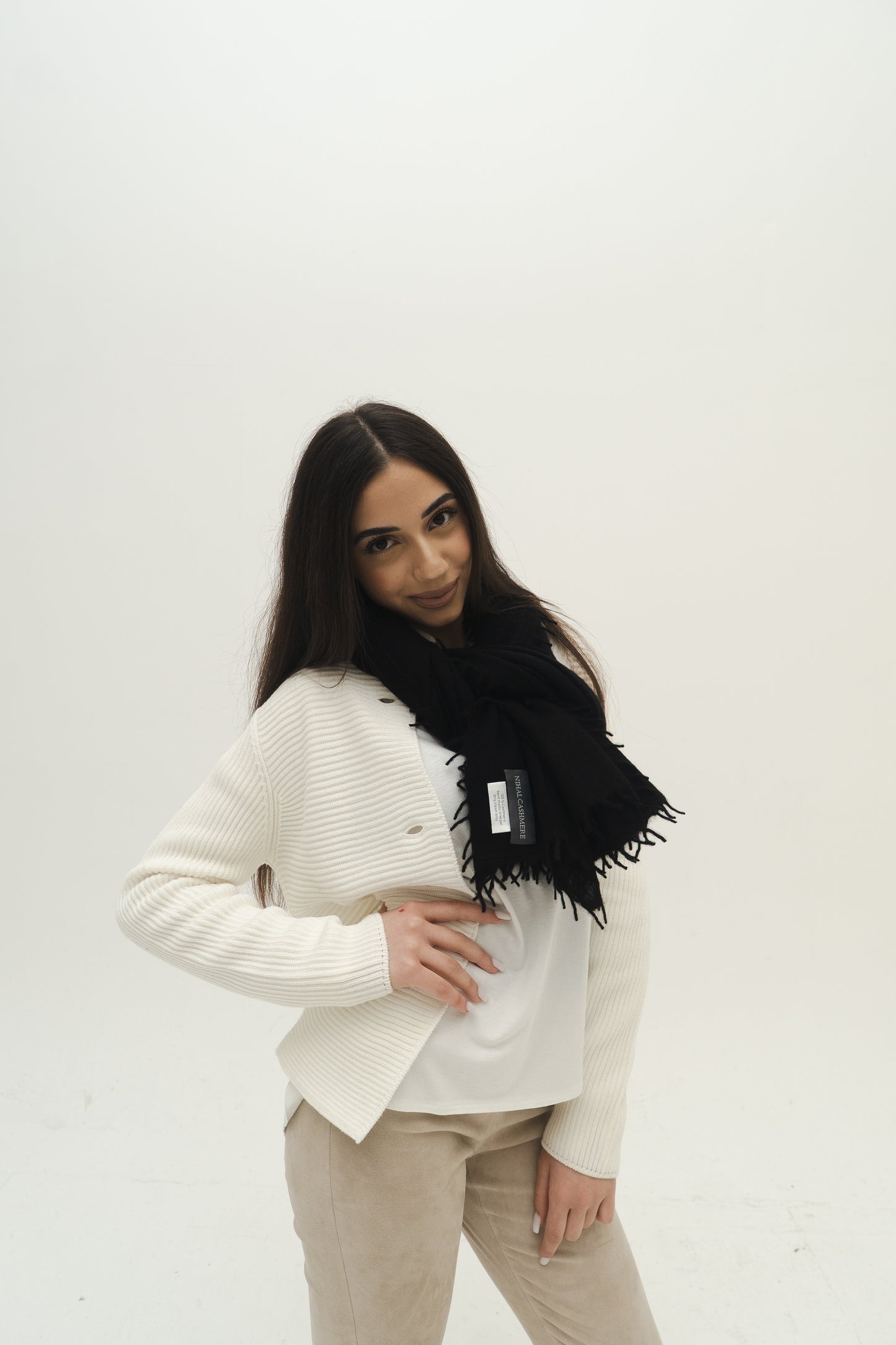 NIHAL CASHMERE - Kaschmirschal, Black