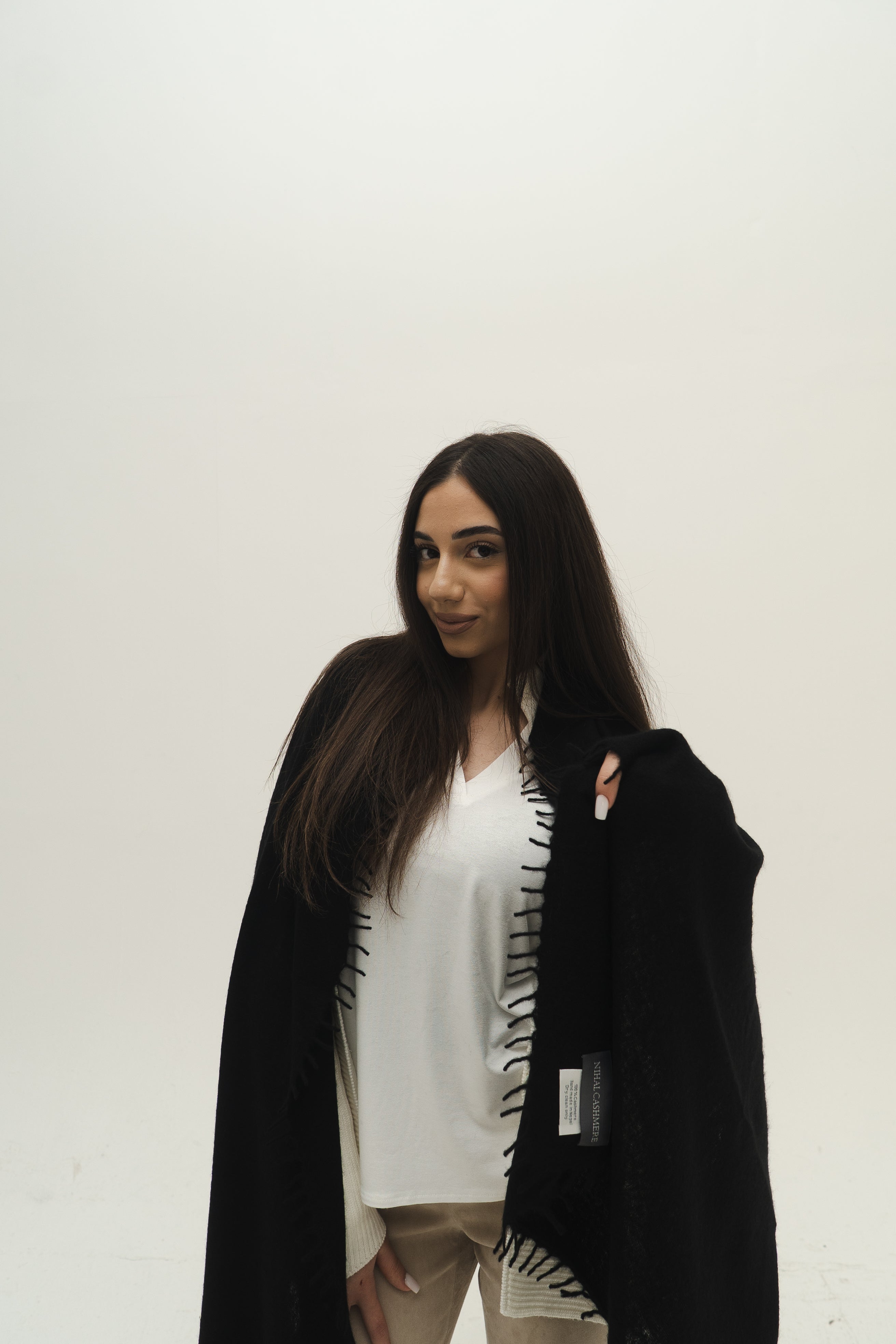 NIHAL CASHMERE - Kaschmirschal, Black