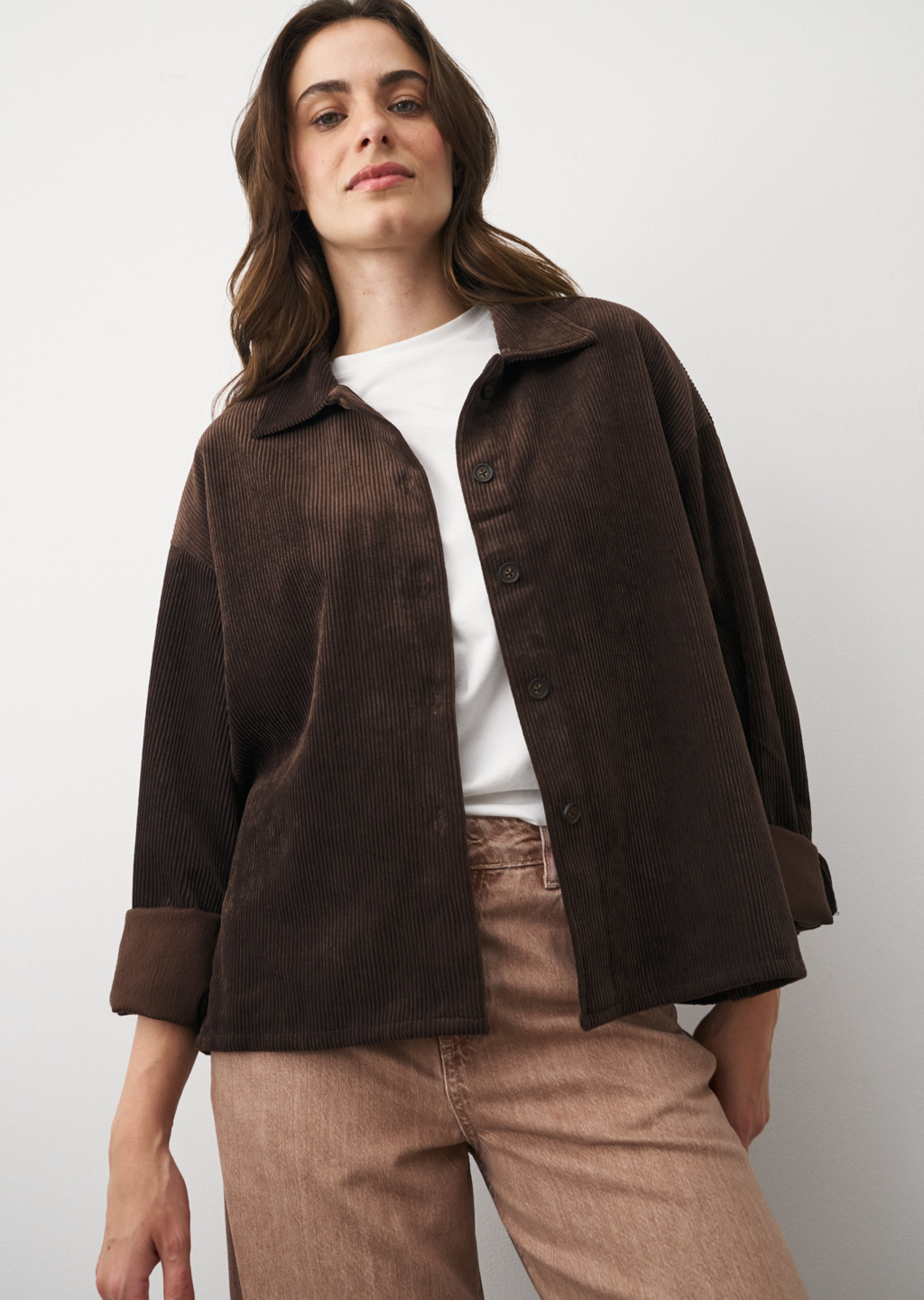 0039 Italy - Cordbluse Dora, mehrere Farben